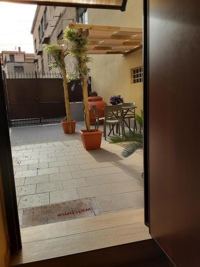 Dimora Normanna Bed & Breakfast Aversa Exterior foto