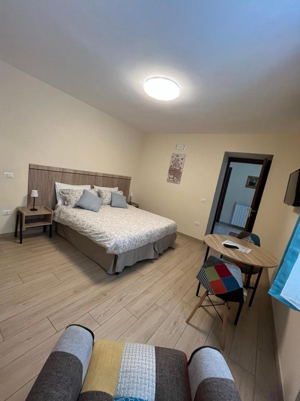 Dimora Normanna Bed & Breakfast Aversa Exterior foto